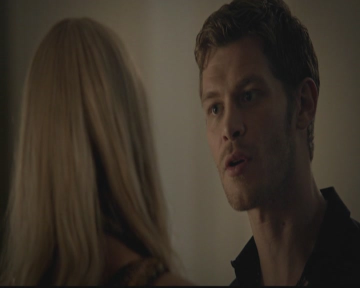 VampireDiariesWorld-dot-org_TheOriginals1x02HouseOfTheRisingSun0369.jpg