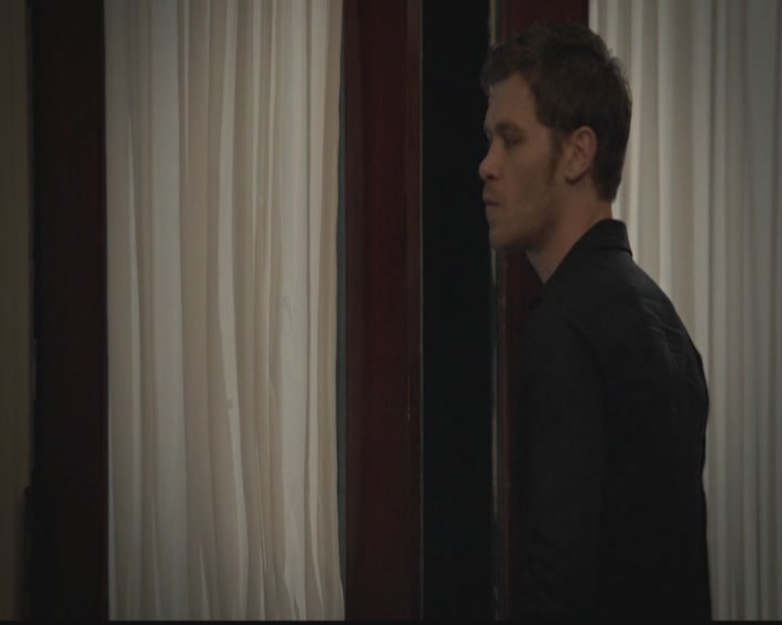 VampireDiariesWorld-dot-org_TheOriginals1x02HouseOfTheRisingSun0379.jpg