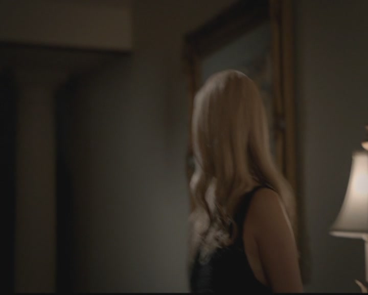 VampireDiariesWorld-dot-org_TheOriginals1x02HouseOfTheRisingSun0384.jpg