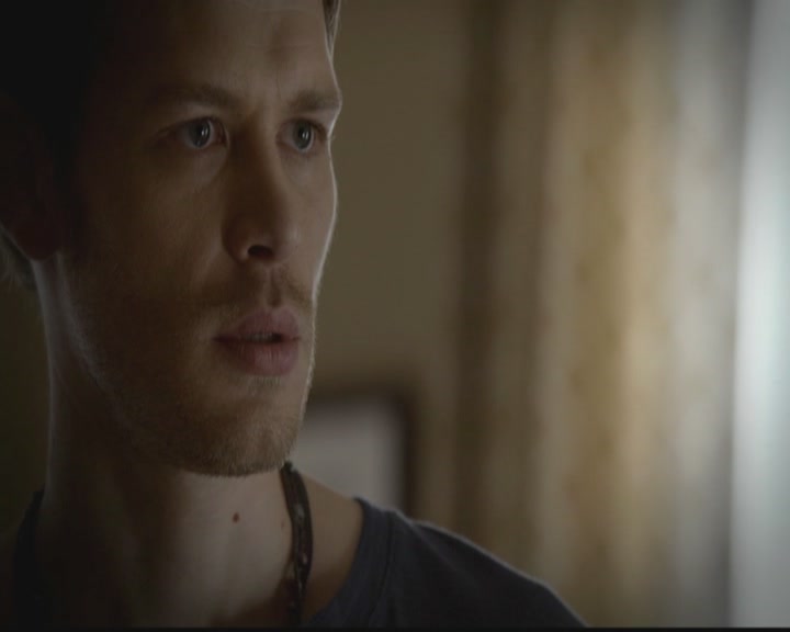 VampireDiariesWorld-dot-org_TheOriginals1x02HouseOfTheRisingSun2158.jpg