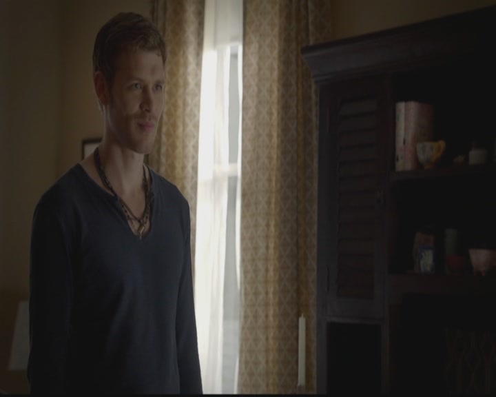 VampireDiariesWorld-dot-org_TheOriginals1x02HouseOfTheRisingSun2172.jpg