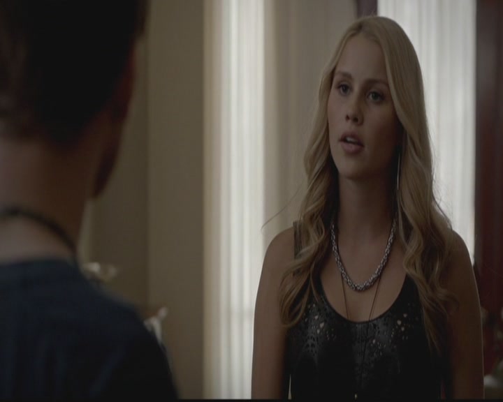 VampireDiariesWorld-dot-org_TheOriginals1x02HouseOfTheRisingSun2198.jpg