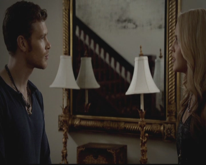 VampireDiariesWorld-dot-org_TheOriginals1x02HouseOfTheRisingSun2204.jpg