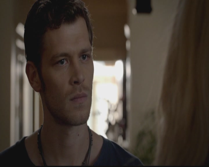 VampireDiariesWorld-dot-org_TheOriginals1x02HouseOfTheRisingSun2211.jpg