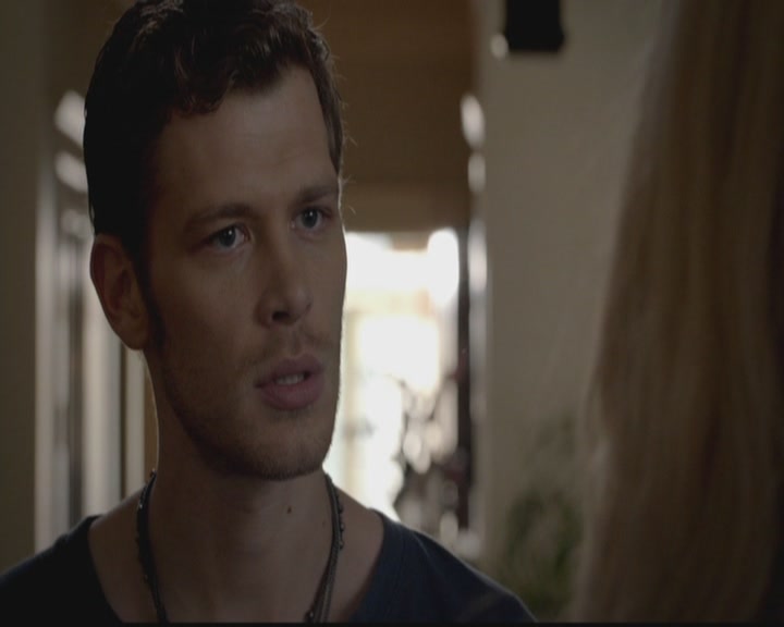 VampireDiariesWorld-dot-org_TheOriginals1x02HouseOfTheRisingSun2213.jpg