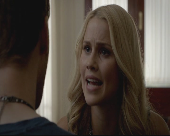 VampireDiariesWorld-dot-org_TheOriginals1x02HouseOfTheRisingSun2244.jpg