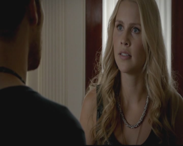 VampireDiariesWorld-dot-org_TheOriginals1x02HouseOfTheRisingSun2259.jpg