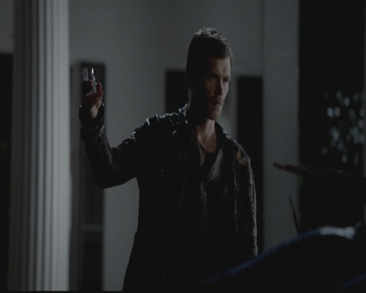 VampireDiariesWorld-dot-org_TheOriginals1x03TangledUpInBlue0079.jpg