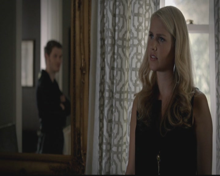 VampireDiariesWorld-dot-org_TheOriginals1x03TangledUpInBlue0095.jpg