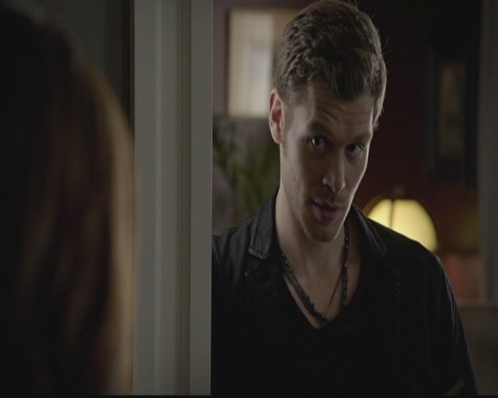 VampireDiariesWorld-dot-org_TheOriginals1x03TangledUpInBlue0133.jpg