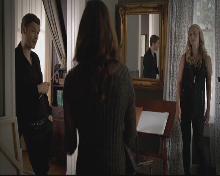 VampireDiariesWorld-dot-org_TheOriginals1x03TangledUpInBlue0134.jpg