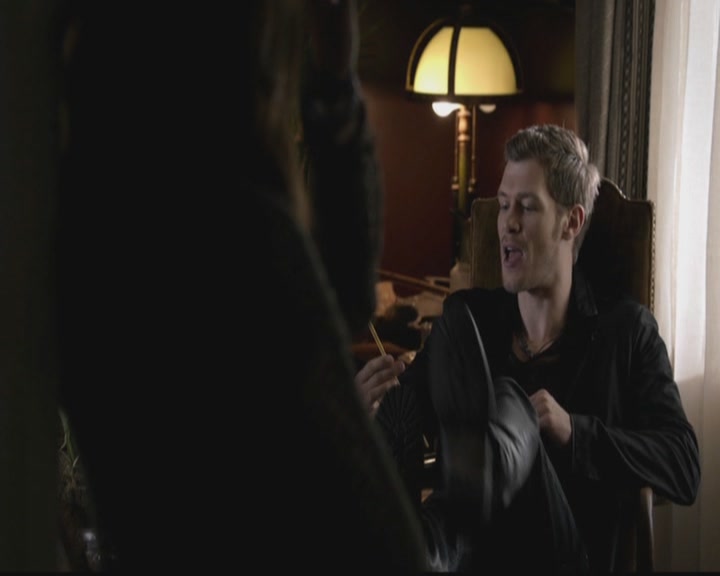 VampireDiariesWorld-dot-org_TheOriginals1x03TangledUpInBlue0147.jpg