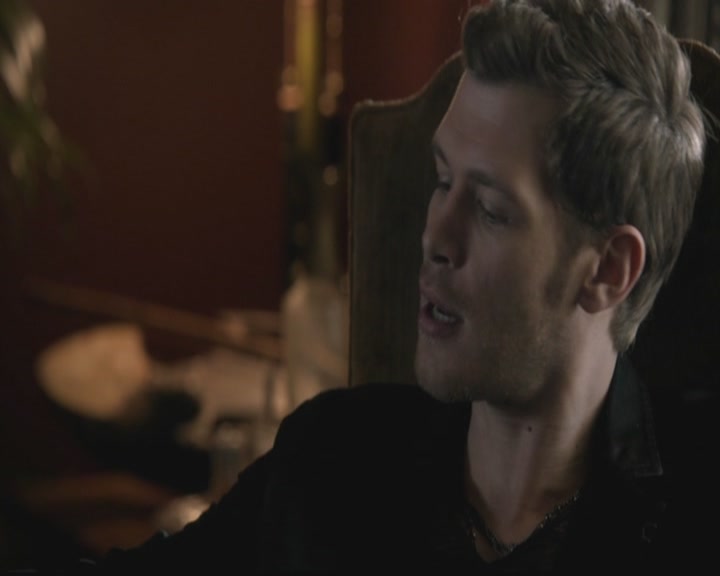 VampireDiariesWorld-dot-org_TheOriginals1x03TangledUpInBlue0154.jpg