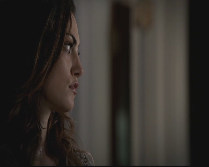 VampireDiariesWorld-dot-org_TheOriginals1x03TangledUpInBlue0158.jpg