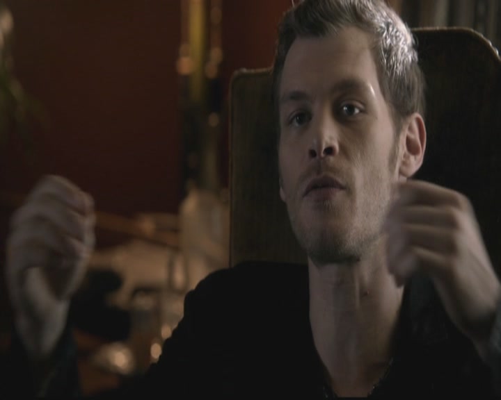 VampireDiariesWorld-dot-org_TheOriginals1x03TangledUpInBlue0162.jpg