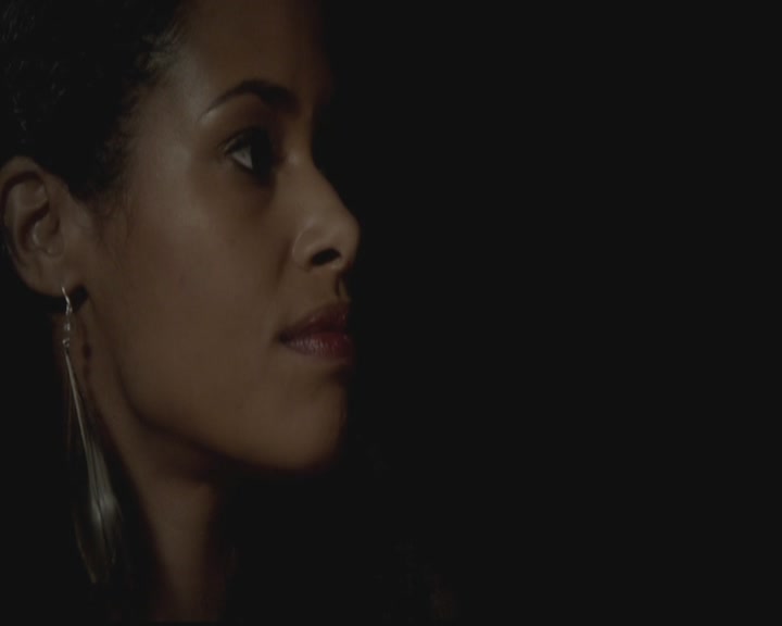 VampireDiariesWorld-dot-org_TheOriginals1x03TangledUpInBlue2257.jpg