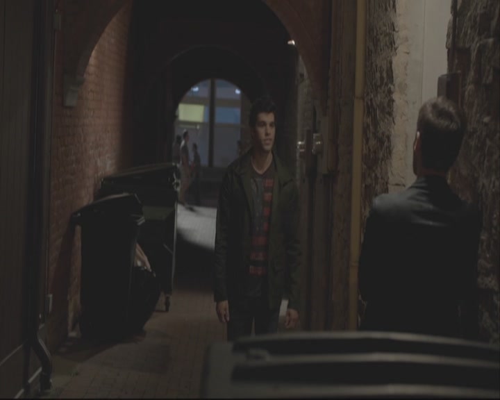 VampireDiariesWorld-dot-org_TheOriginals1x04GirlInNewOrleans-deletedscene0022.jpg