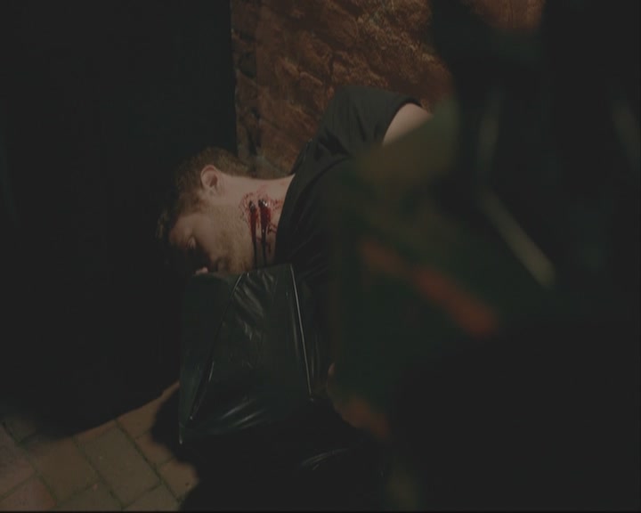 VampireDiariesWorld-dot-org_TheOriginals1x04GirlInNewOrleans-deletedscene0054.jpg