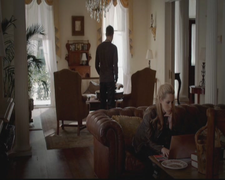 VampireDiariesWorld-dot-org_TheOriginals1x04GirlInNewOrleans0466.jpg