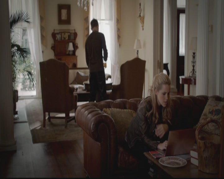 VampireDiariesWorld-dot-org_TheOriginals1x04GirlInNewOrleans0468.jpg