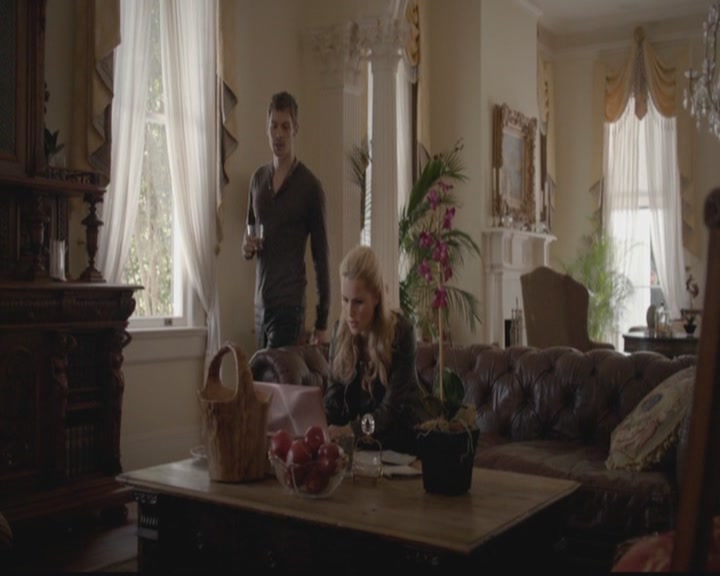 VampireDiariesWorld-dot-org_TheOriginals1x04GirlInNewOrleans0481.jpg