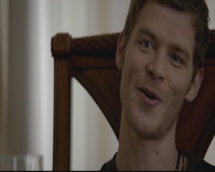 VampireDiariesWorld-dot-org_TheOriginals1x04GirlInNewOrleans0510.jpg