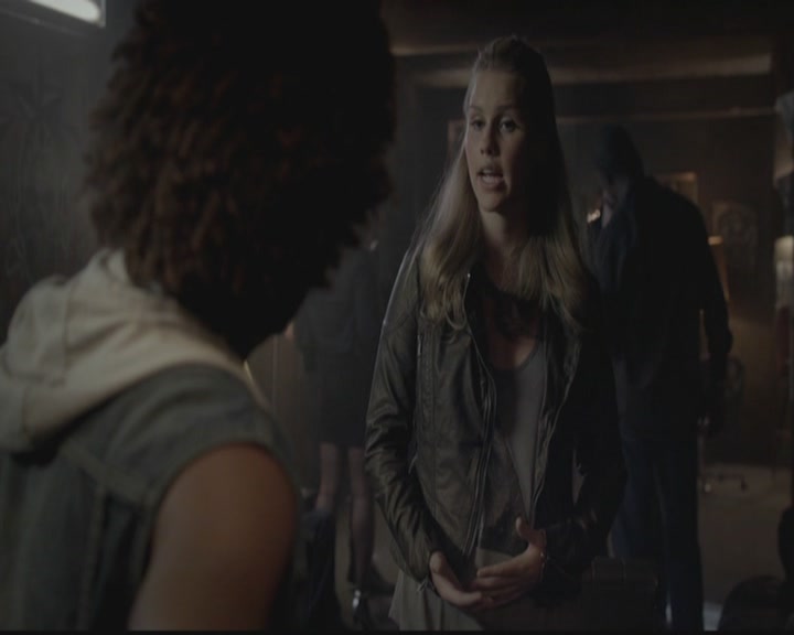 VampireDiariesWorld-dot-org_TheOriginals1x04GirlInNewOrleans0582.jpg