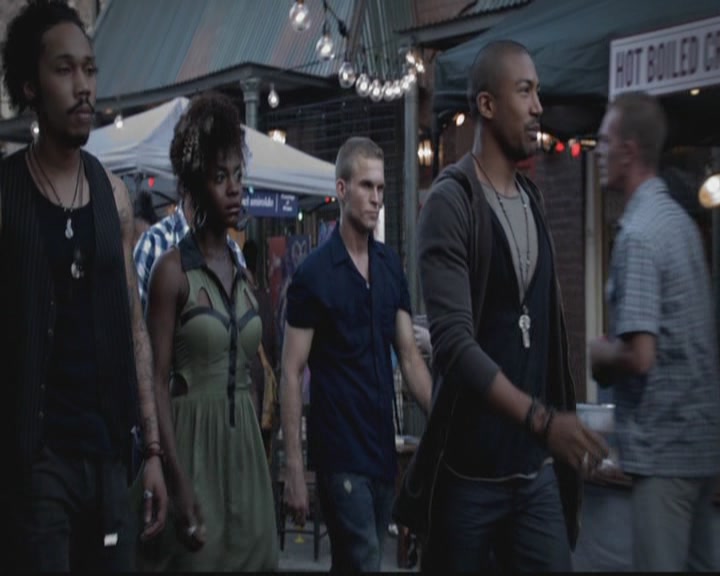 VampireDiariesWorld-dot-org_TheOriginals1x04GirlInNewOrleans0614.jpg