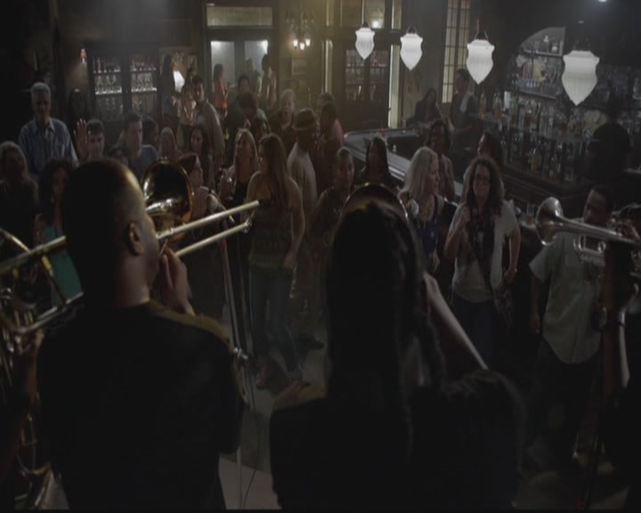 VampireDiariesWorld-dot-org_TheOriginals1x04GirlInNewOrleans0650.jpg