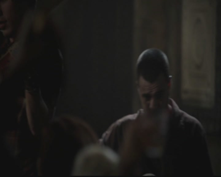 VampireDiariesWorld-dot-org_TheOriginals1x04GirlInNewOrleans0761.jpg