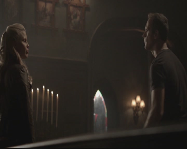 VampireDiariesWorld-dot-org_TheOriginals1x04GirlInNewOrleans0823.jpg