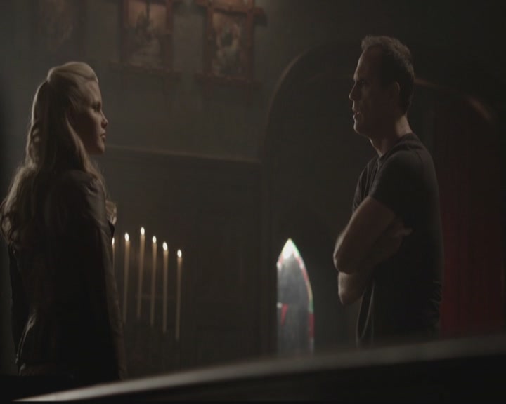 VampireDiariesWorld-dot-org_TheOriginals1x04GirlInNewOrleans0824.jpg