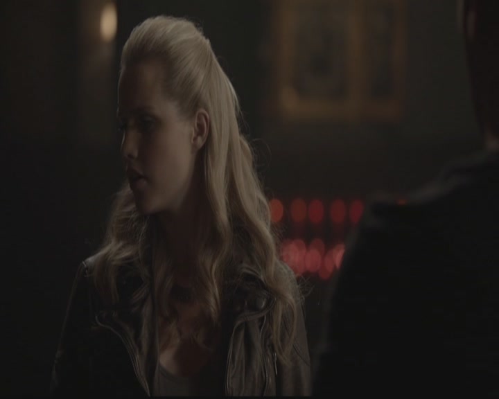 VampireDiariesWorld-dot-org_TheOriginals1x04GirlInNewOrleans0828.jpg