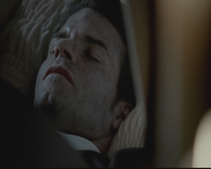 VampireDiariesWorld-dot-org_TheOriginals1x04GirlInNewOrleans0884.jpg