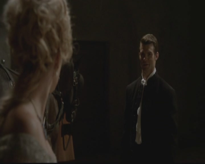 VampireDiariesWorld-dot-org_TheOriginals1x04GirlInNewOrleans0895.jpg