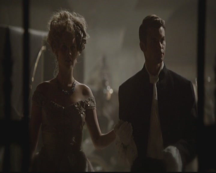 VampireDiariesWorld-dot-org_TheOriginals1x04GirlInNewOrleans0914.jpg