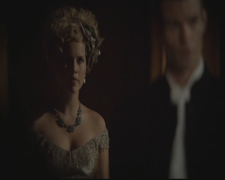 VampireDiariesWorld-dot-org_TheOriginals1x04GirlInNewOrleans0926.jpg