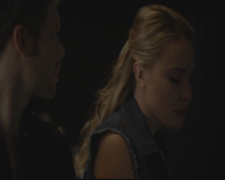 VampireDiariesWorld-dot-org_TheOriginals1x04GirlInNewOrleans1319.jpg