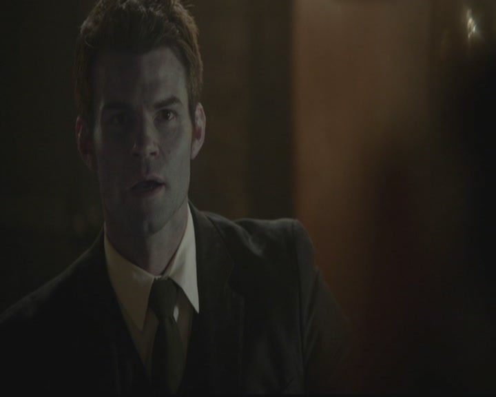 VampireDiariesWorld-dot-org_TheOriginals1x05SinnersAndSaints0094.jpg