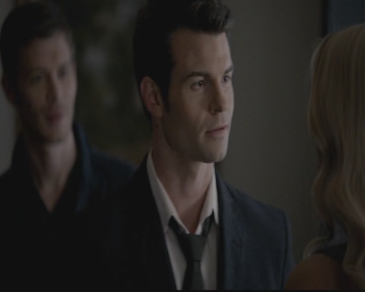 VampireDiariesWorld-dot-org_TheOriginals1x05SinnersAndSaints2149.jpg