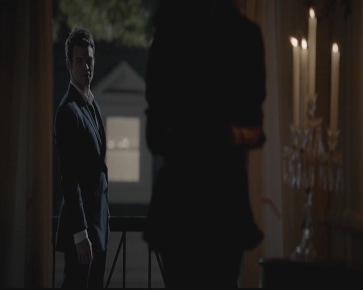 VampireDiariesWorld-dot-org_TheOriginals1x05SinnersAndSaints2202.jpg