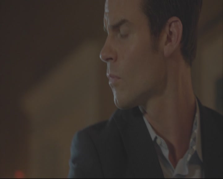 VampireDiariesWorld-dot-org_TheOriginals1x06FruitsOfThePoisonedTree-deletedscene0046.jpg