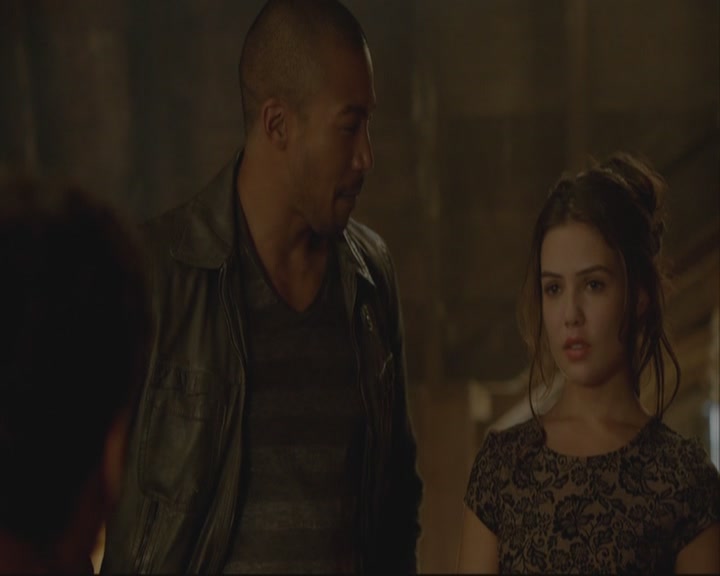 VampireDiariesWorld-dot-org_TheOriginals1x07Bloodletting-deletedscenes0088.jpg