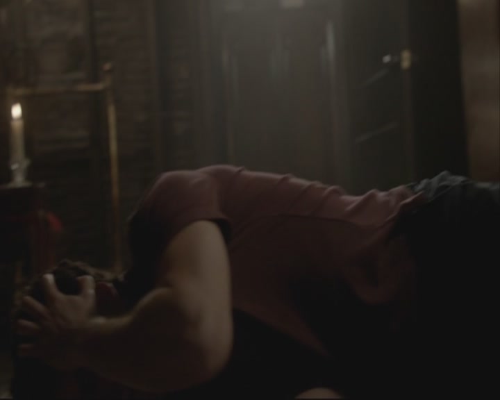 VampireDiariesWorld-dot-org_TheOriginals1x07Bloodletting-deletedscenes0104.jpg