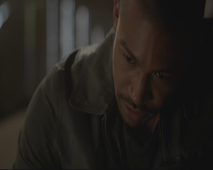 VampireDiariesWorld-dot-org_TheOriginals1x07Bloodletting-deletedscenes0117.jpg