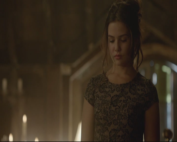 VampireDiariesWorld-dot-org_TheOriginals1x07Bloodletting-deletedscenes0138.jpg