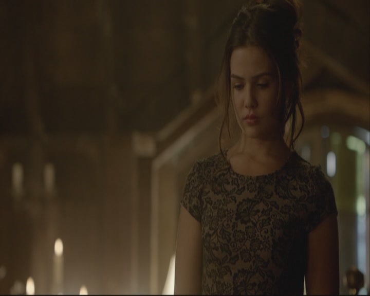 VampireDiariesWorld-dot-org_TheOriginals1x07Bloodletting-deletedscenes0139.jpg