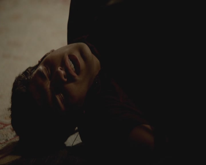 VampireDiariesWorld-dot-org_TheOriginals1x07Bloodletting-deletedscenes0158.jpg