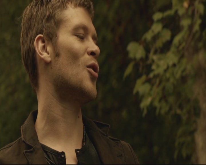 VampireDiariesWorld-dot-org_TheOriginals1x07Bloodletting-deletedscenes0228.jpg