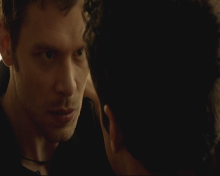 VampireDiariesWorld-dot-org_TheOriginals1x07Bloodletting-deletedscenes0266.jpg